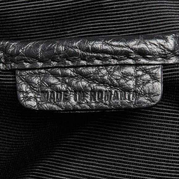 Burberry Black Heritage Grained Leather Medium Orchard Bag - Picture 10 of 10